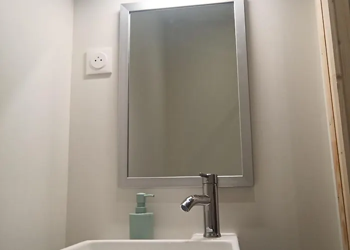 Studio Chez L'Habitant * Couëron